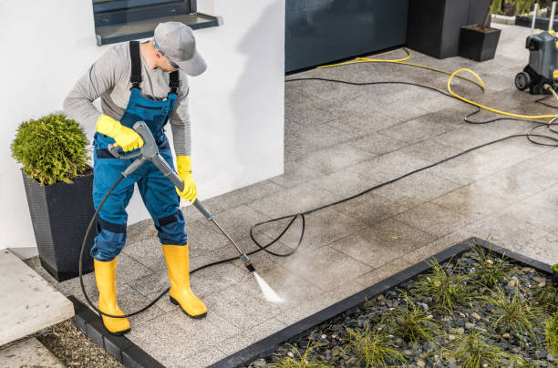 Best Local Pressure Washing Services  in Cumberland, WI